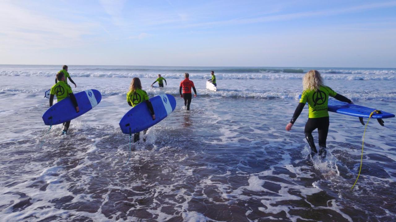 Oa Surf Club Bed and Breakfast Bude Eksteriør billede